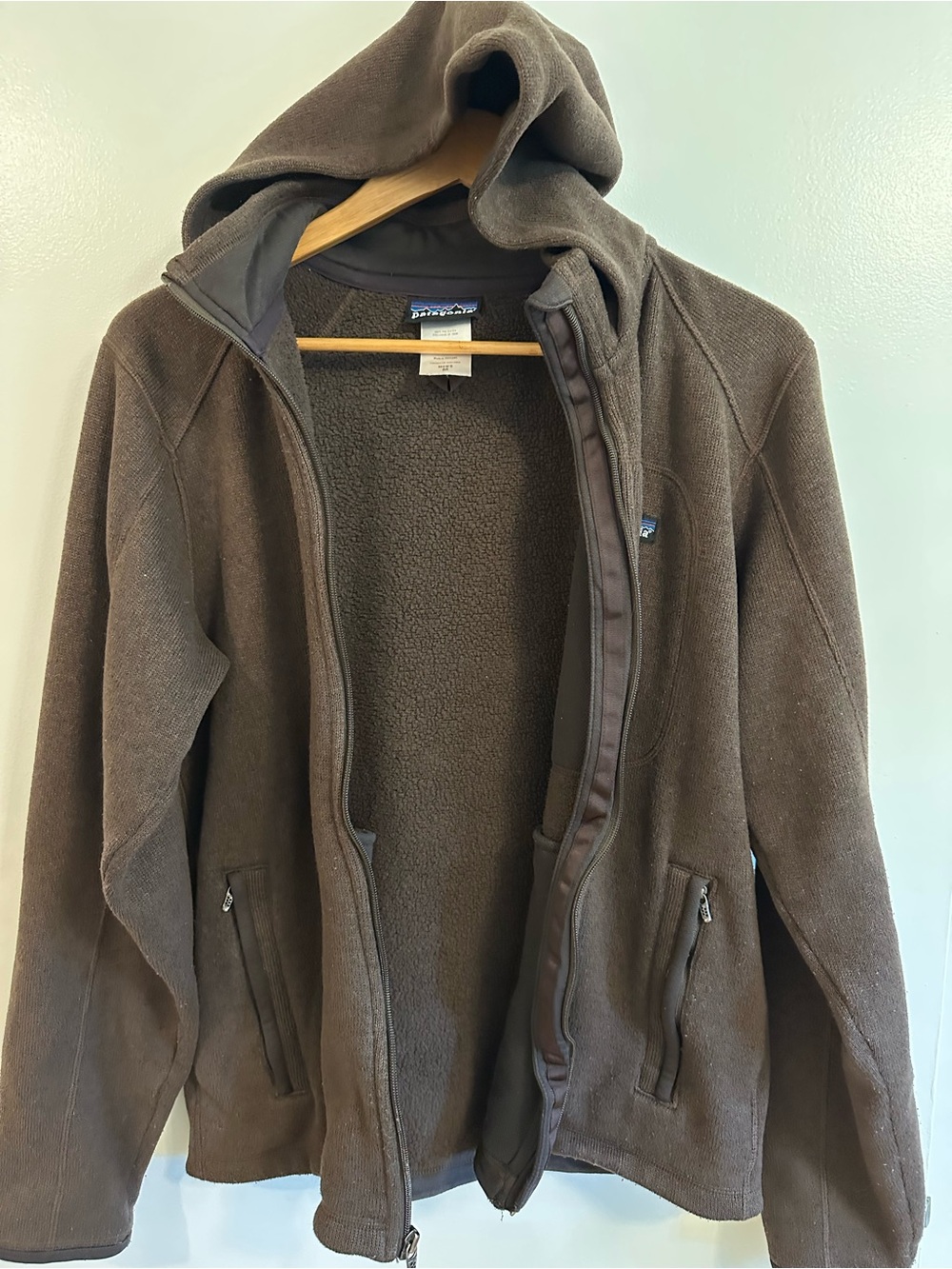 Patagonia brown Hooded Fleece Jacket - Picture 13 of 13